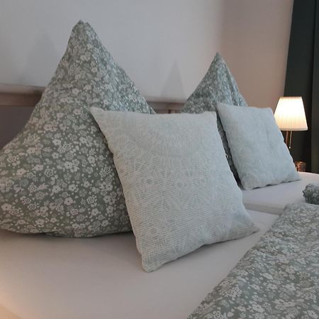 Ferienwohnung Poelzl Chieming Exteriör bild