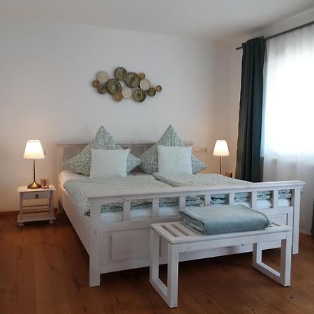 Ferienwohnung Poelzl Chieming Exteriör bild
