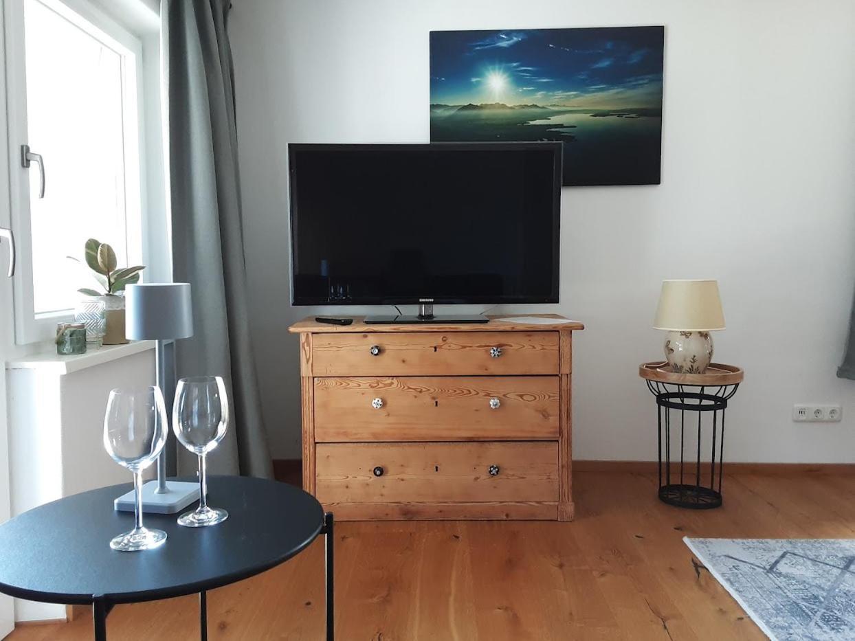 Ferienwohnung Poelzl Chieming Exteriör bild